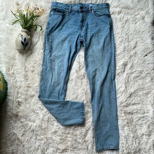 Banana Republic Slim Fit Light Wash Jeans Size 36